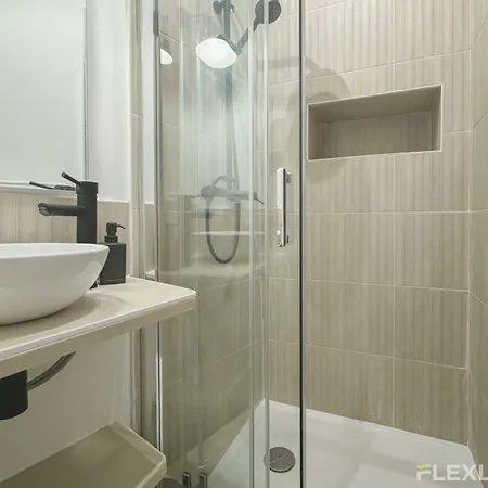Flexliving - 99 Felix Faure - Ferienhaus Paris