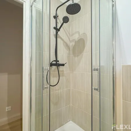 Flexliving - 99 Felix Faure - Nyaraló *